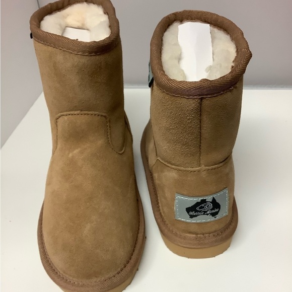 Aussie Merino boots‎ size Y12 - Picture 1 of 4